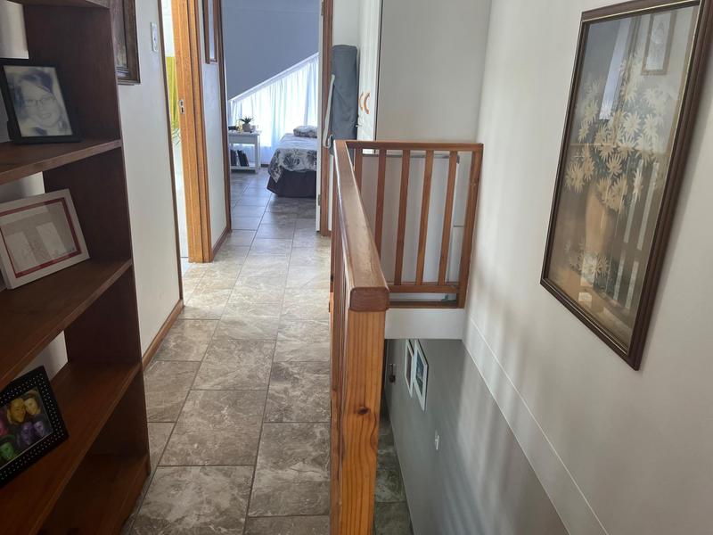 2 Bedroom Property for Sale in Hartenbos Central Western Cape
